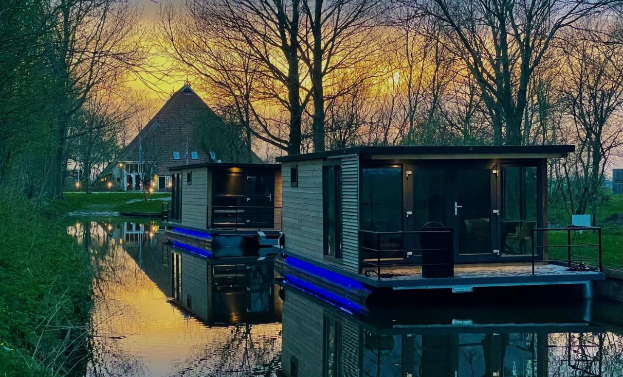 Waterlodges Leeuwarden Weidum Buitenkant foto